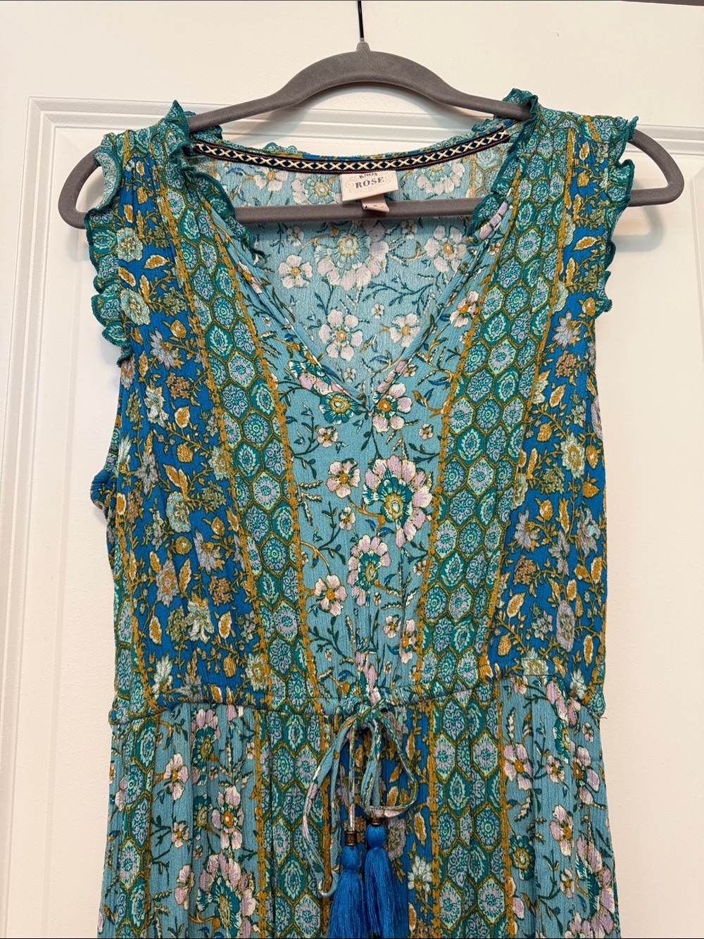 Knox Rose Teal & Turquoise Floral V-Neck Tassel Tie Dress